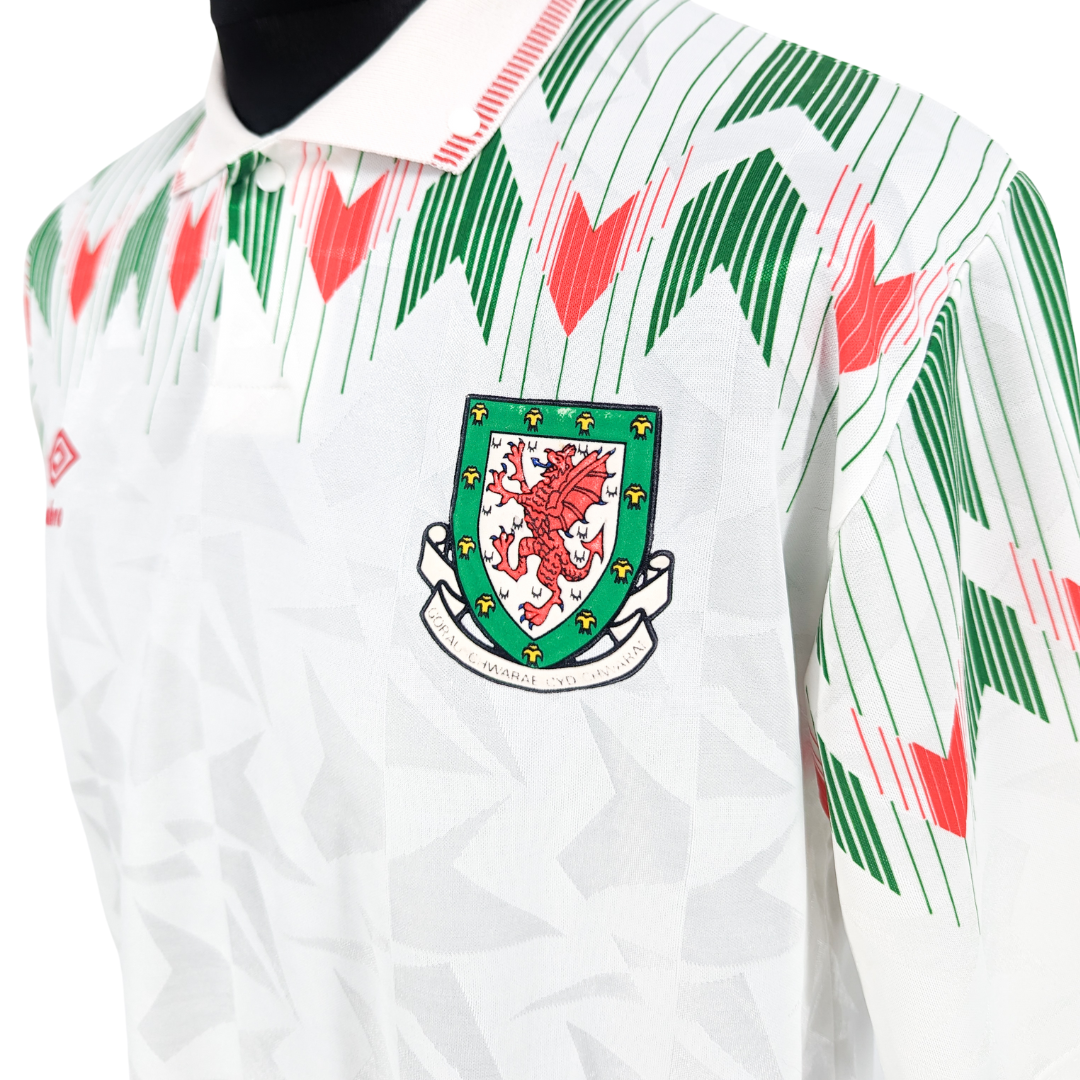 Wales away football shirt 1990/93