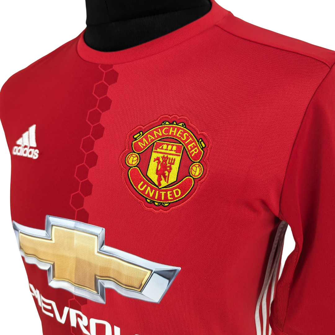 Manchester United home football shirt 2016/17