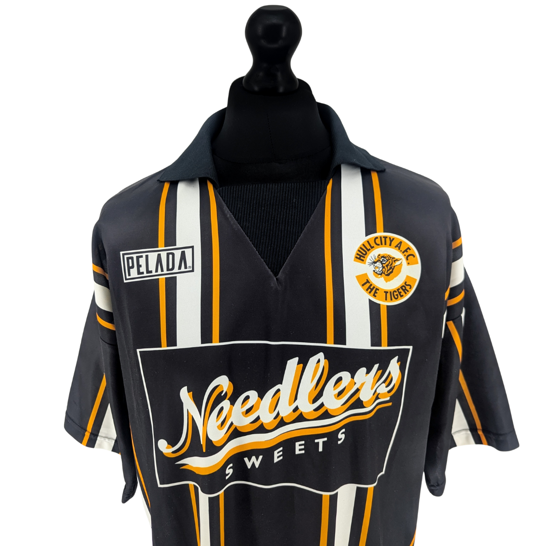 Hull City limited edition football shirt 1994/95 - (L)