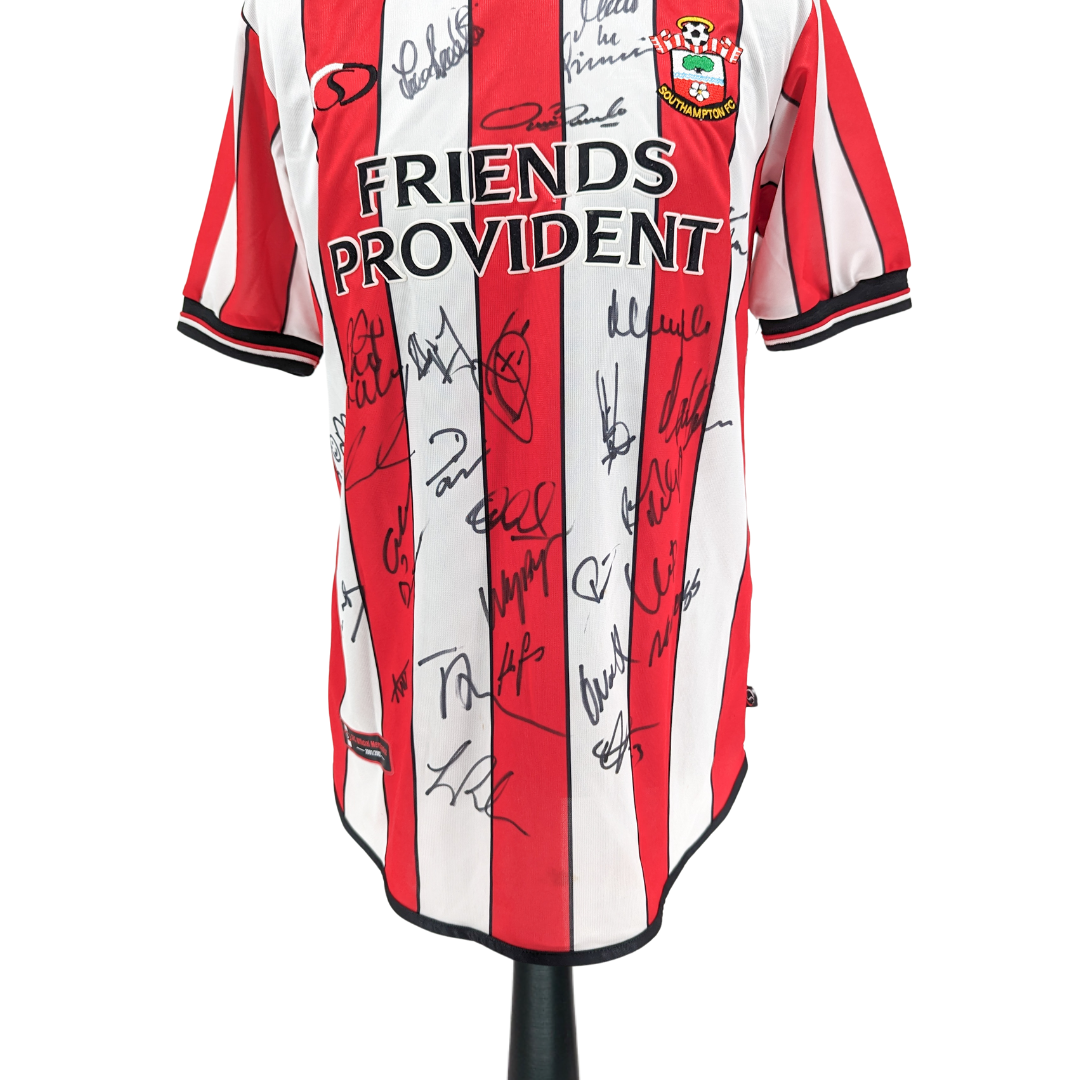 Southampton signed home football shirt 2001/03