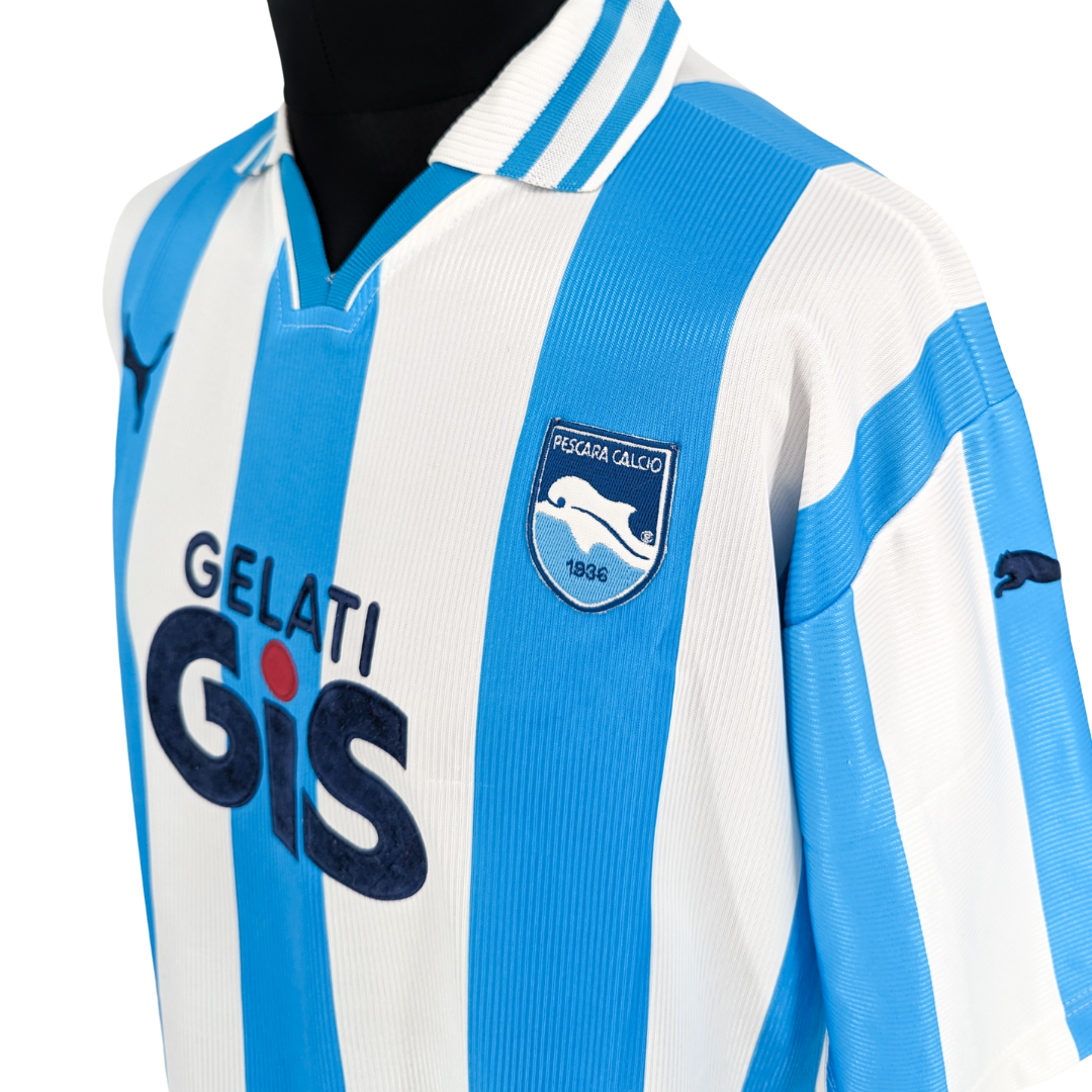 Pescara home football shirt 1999/01