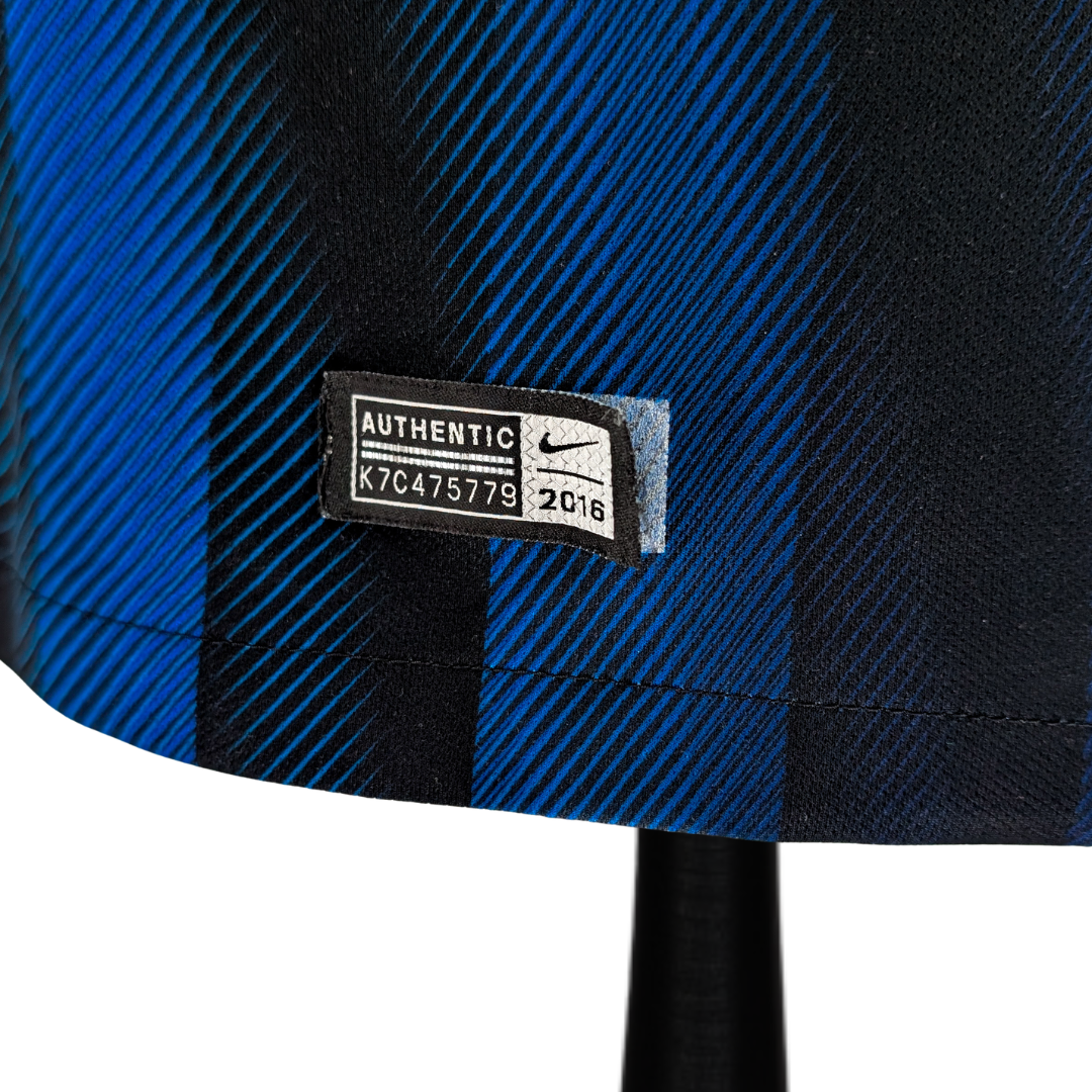 Inter Milan home football shirt 2016/17 - (S)