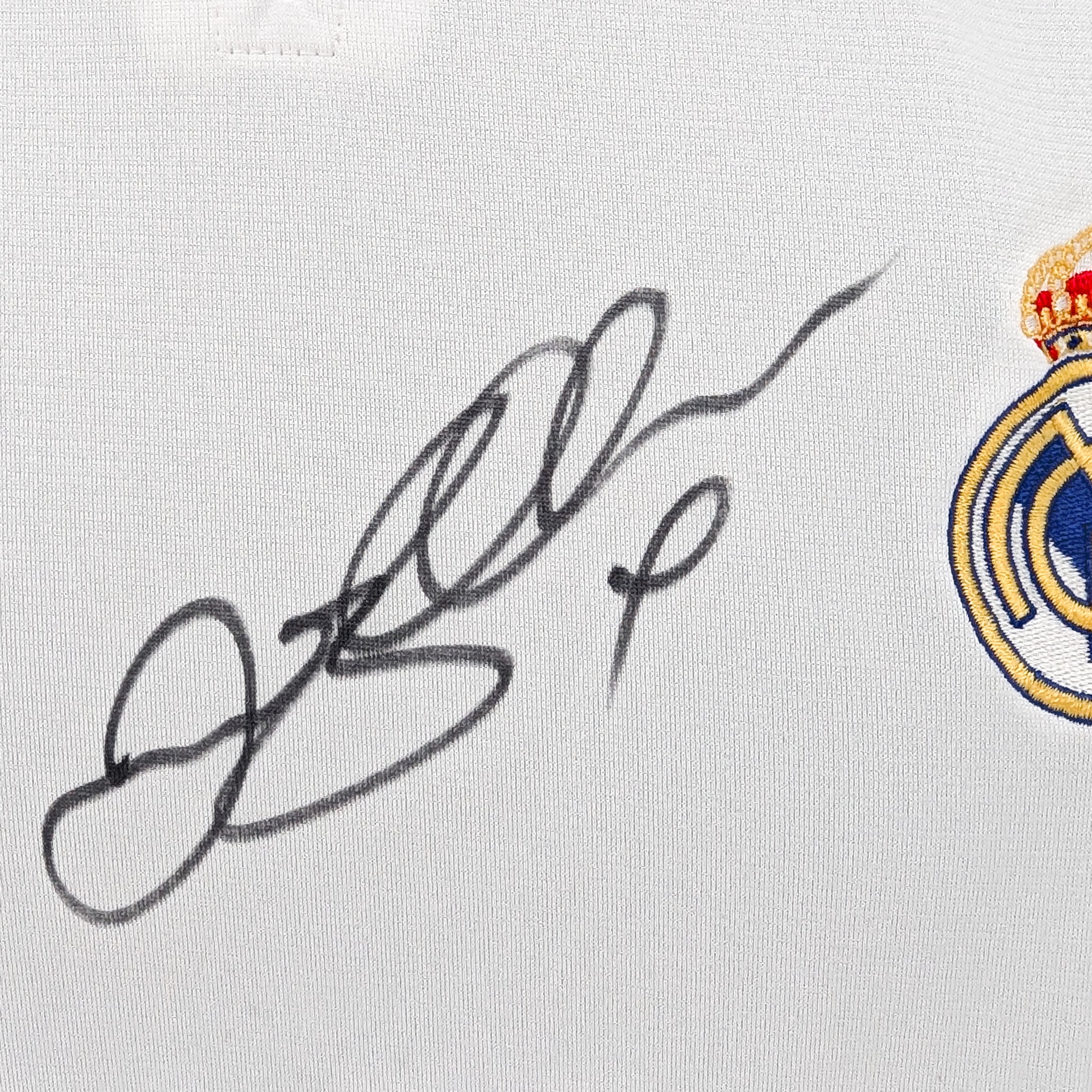 Real Madrid signed home football shirt 2003/04 - (XL)