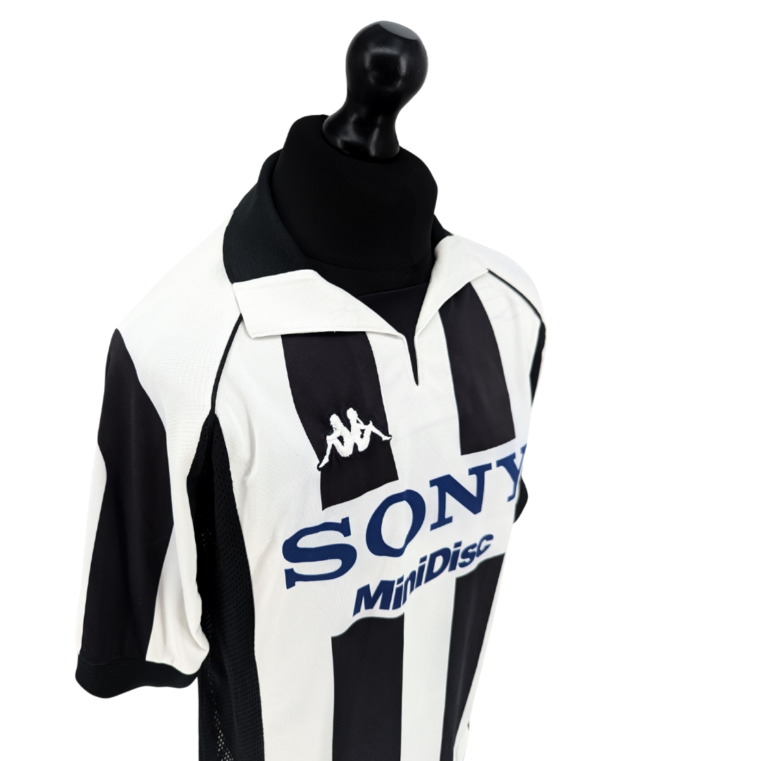 Juventus home football shirt 1997/98