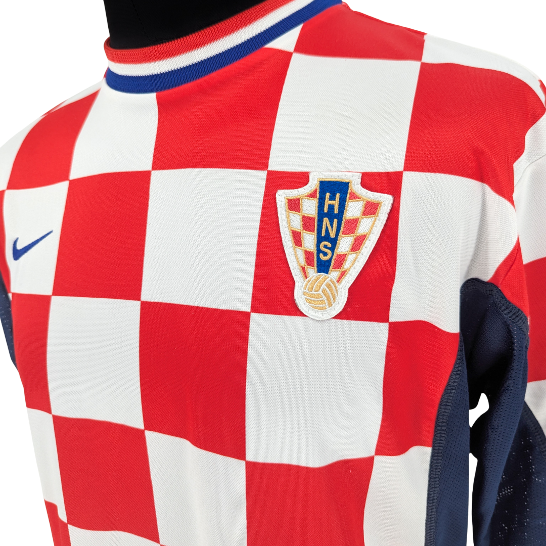 Croatia home football shirt 2001/02 - (M)