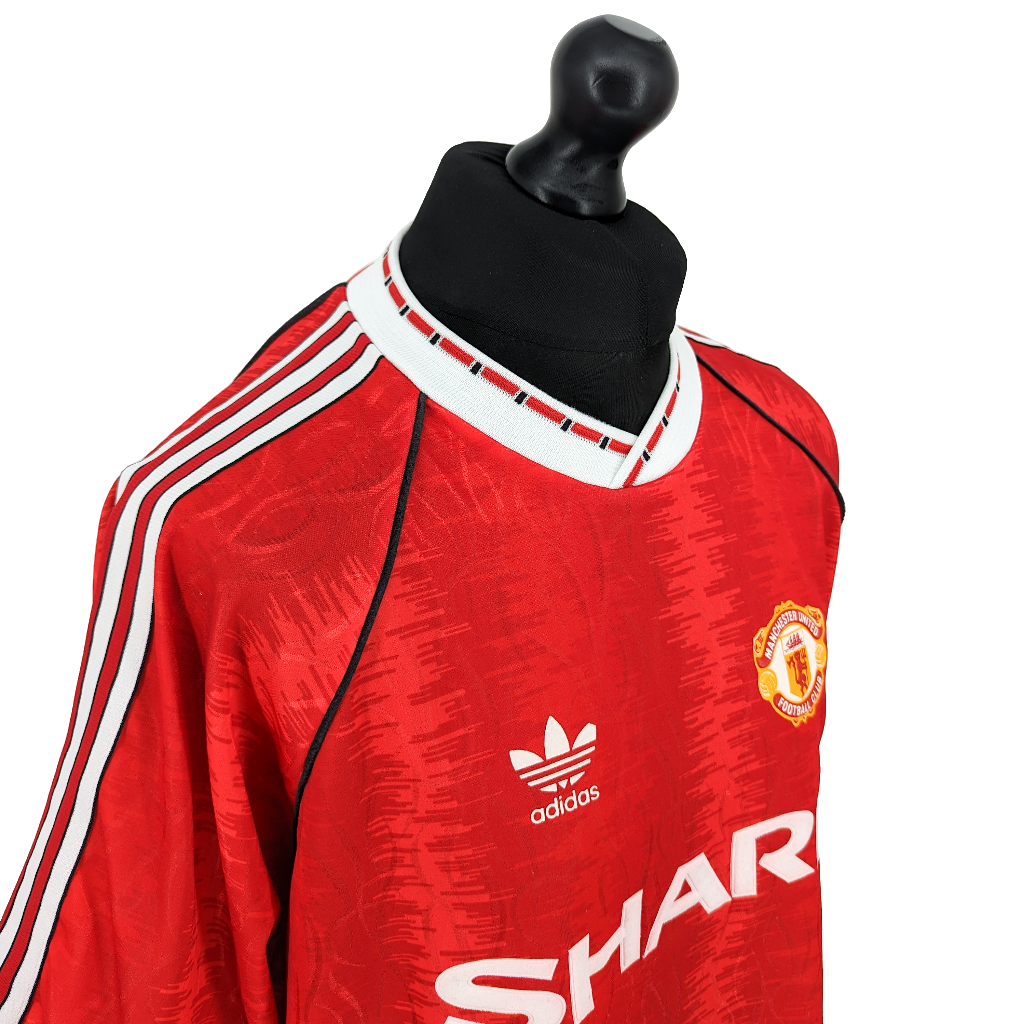 Manchester United home football shirt 1990/92